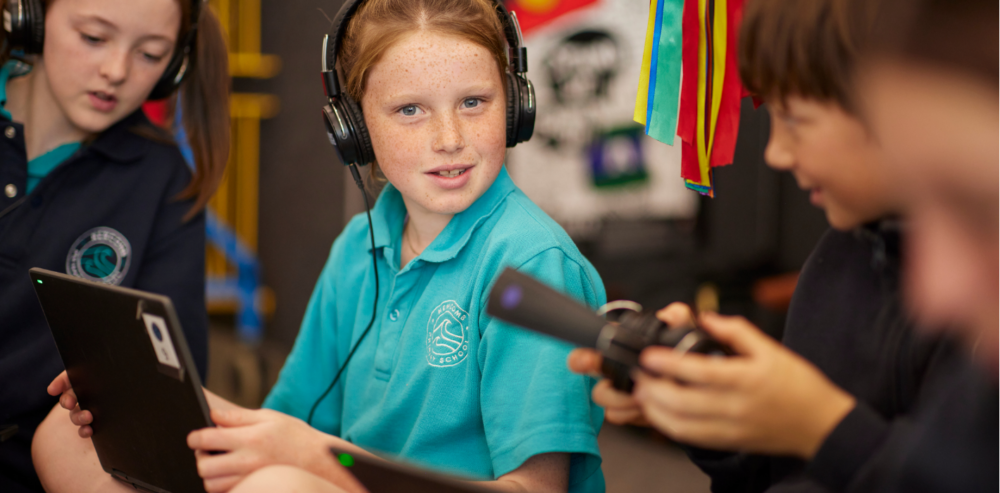 Primary Production: Students take part in professional songwriting workshop